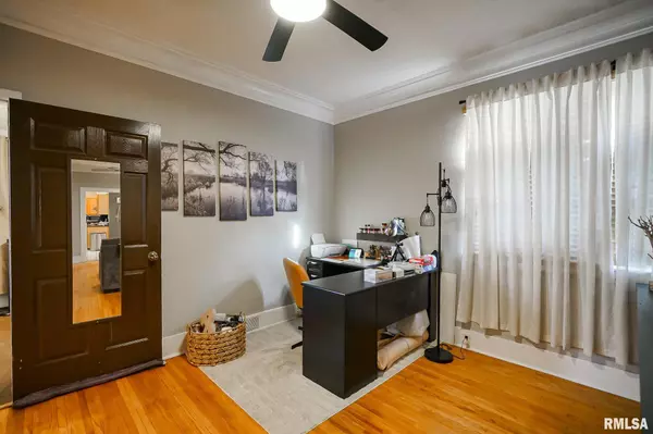 Pekin, IL 61554,415 HAINES AVE