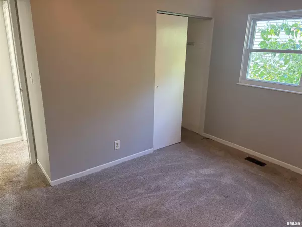 Peoria, IL 61615,3813 W BRIGHTON AVE