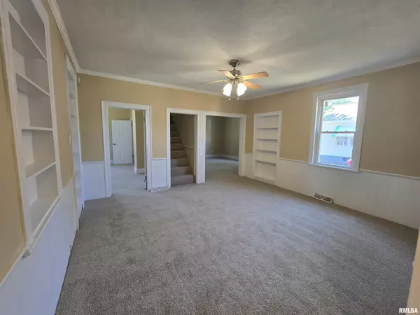 Pekin, IL 61554,921 CATHERINE ST