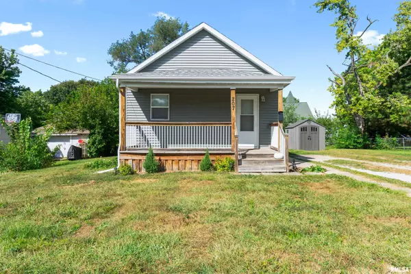 Bloomington, IL 61701,207 Packard ST