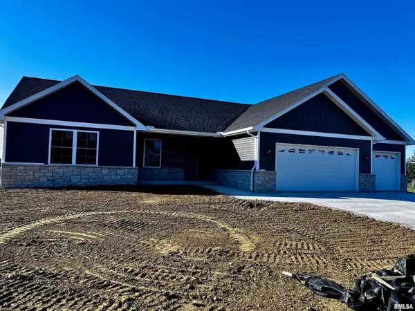 305 CONAGHAN DR,  Groveland,  IL 61535