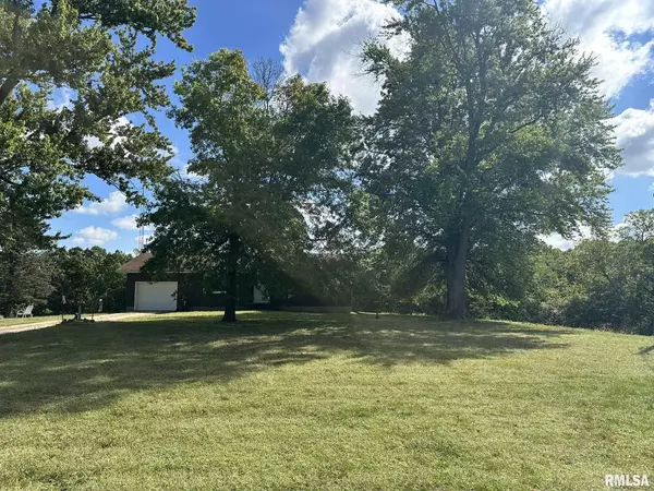 Astoria, IL 61501,2205 N SULLIVAN RD