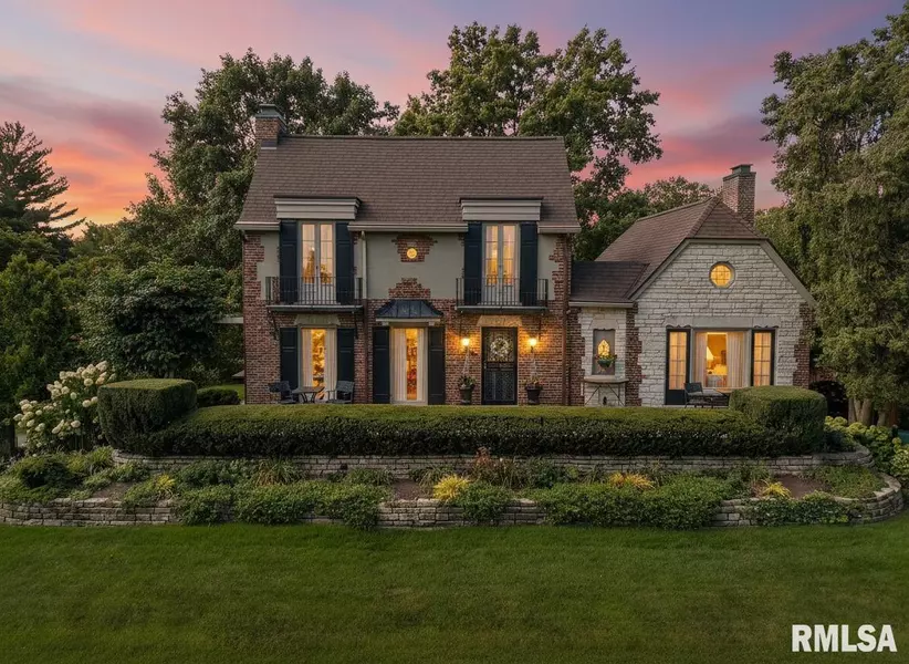 4105 N GRANDVIEW DR, Peoria, IL 61614