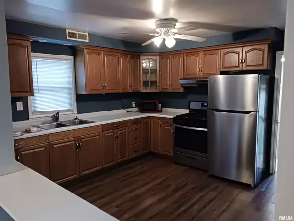 Peoria, IL 61604,1914 W RICHWOODS BLVD