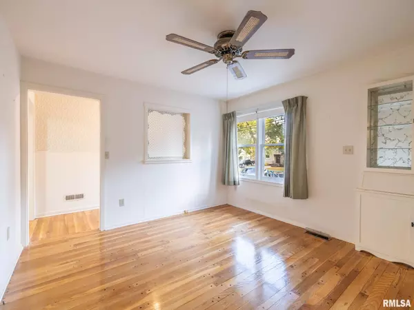 Peoria, IL 61614,125 W CLARA AVE