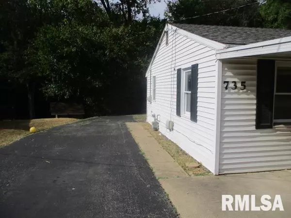 Peoria, IL 61604,735 N LIMESTONE LN