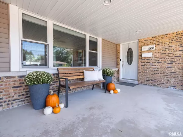 Pekin, IL 61554,1700 DEPPERT DR