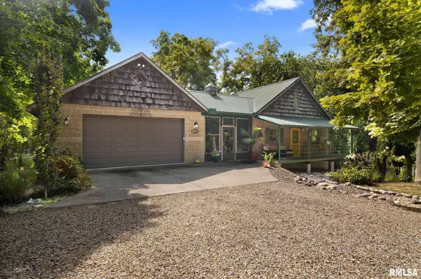 Metamora, IL 61548,1522 WOODLAND KNOLLS RD