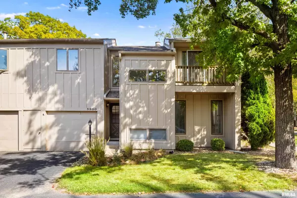 5900 N BENT OAK LN, Peoria, IL 61615