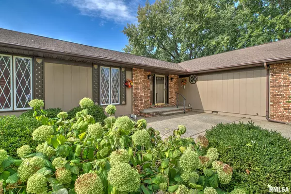 Dunlap, IL 61525,221 S CASTLE DR