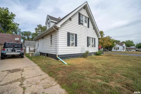 Pekin, IL 61554,1007 S 10TH ST