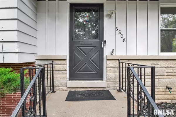 Peoria, IL 61615,3808 N WALROUND LN