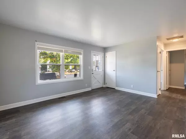 Peoria, IL 61615,3925 W CREIGHTON TER