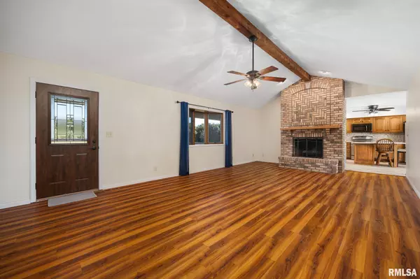 Washington, IL 61571,26101 SCHUCK RD