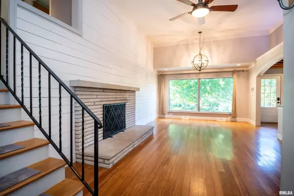 Peoria, IL 61614,5535 N PROSPECT RD