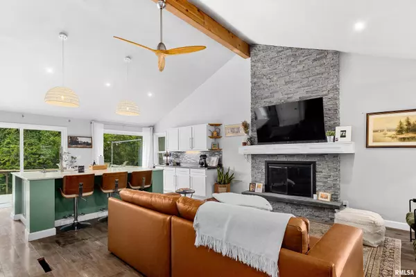 Creve Coeur, IL 61610,108 CUMMINGS CT