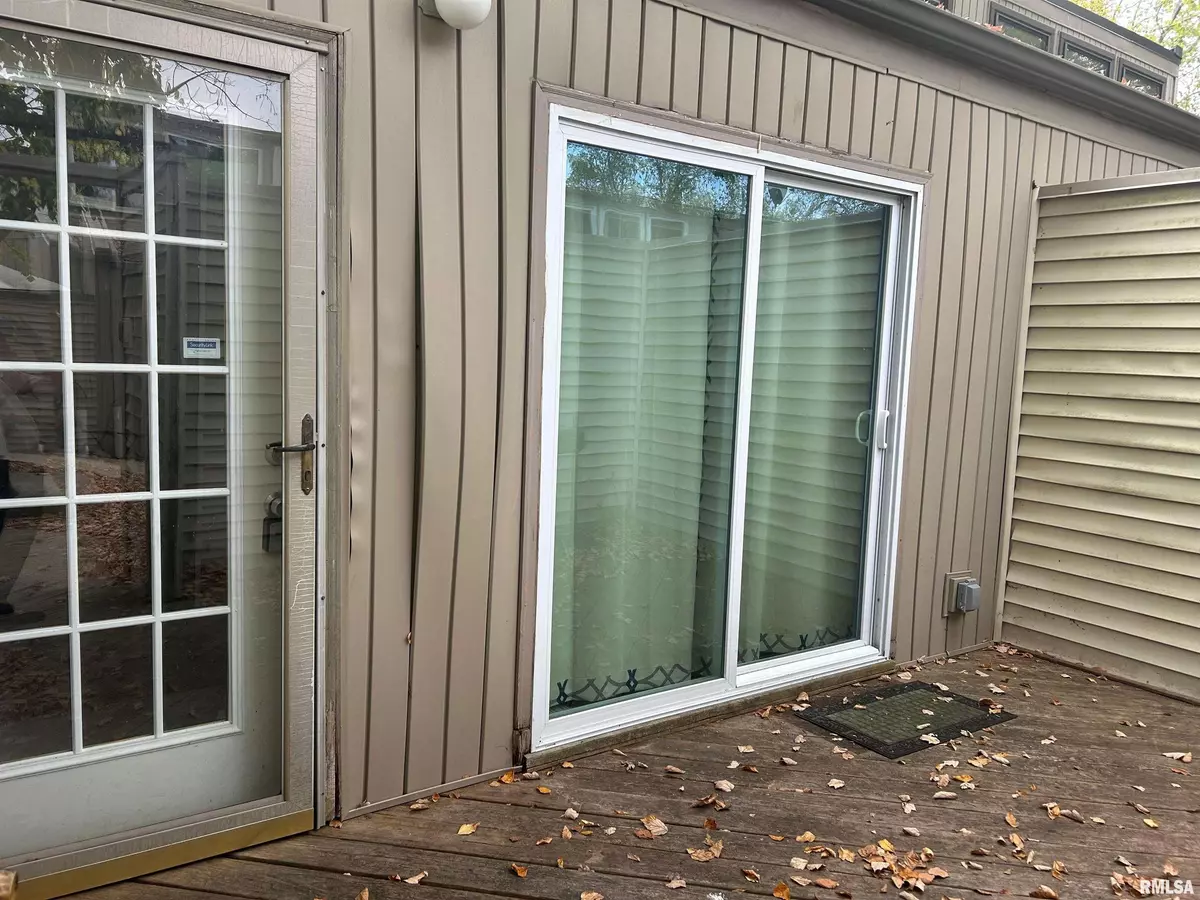 Peoria, IL 61605,6809 N FROSTWOOD Pkwy #B05