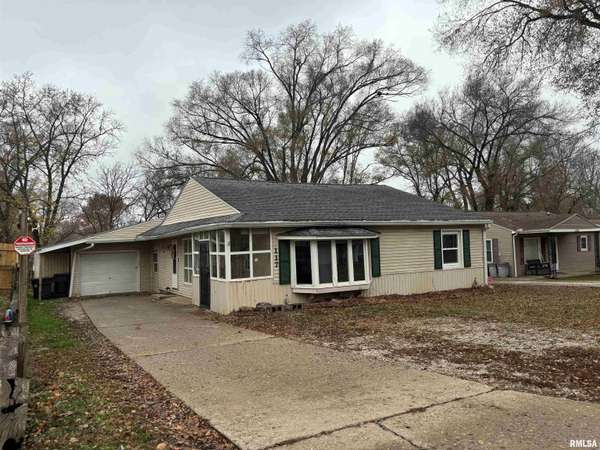 117 WALNUT ST, North Pekin, IL 61554