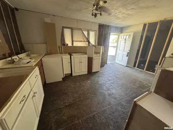 Peoria, IL 61614,716 W PURTSCHER DR