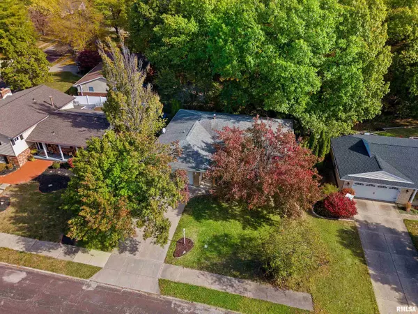 Peoria, IL 61614,6616 N GREENMONT RD