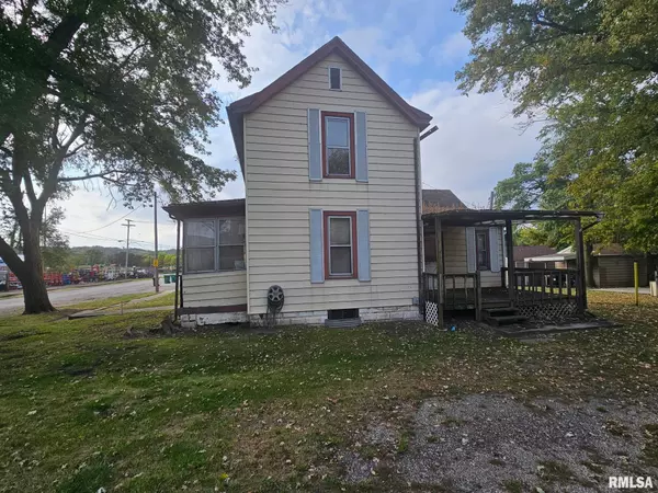 East Peoria, IL 61611,102 GLOBE ST