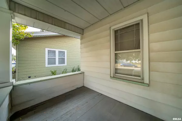 Peoria, IL 61603,1004 E GIFT AVE