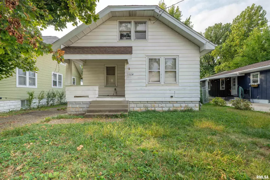 1004 E GIFT AVE, Peoria, IL 61603