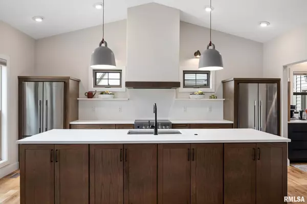 Dunlap, IL 61525,10900 N WOODALE DR