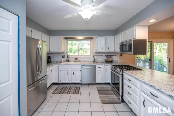 Peoria, IL 61615,6315 N POST OAK RD