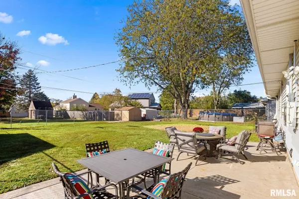 Chillicothe, IL 61523,1105 N MANNING DR