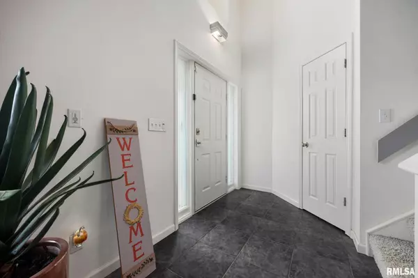 Peoria, IL 61614,7080 N AYCLIFFE DR