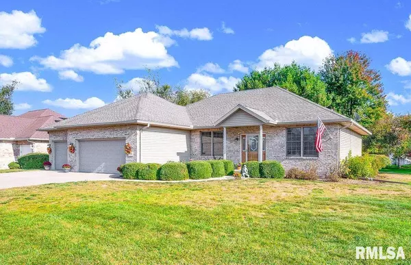 1906 LIBERTY CT, Pekin, IL 61554
