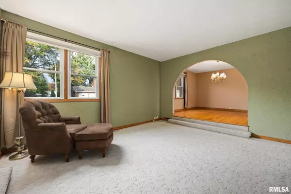 Morton, IL 61550,430 N MONTANA AVE