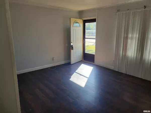 Peoria, IL 61604,417 W NEBRASKA AVE