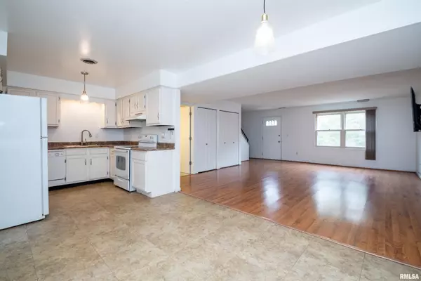 Peoria, IL 61604,3516 W RICHWOODS BLVD