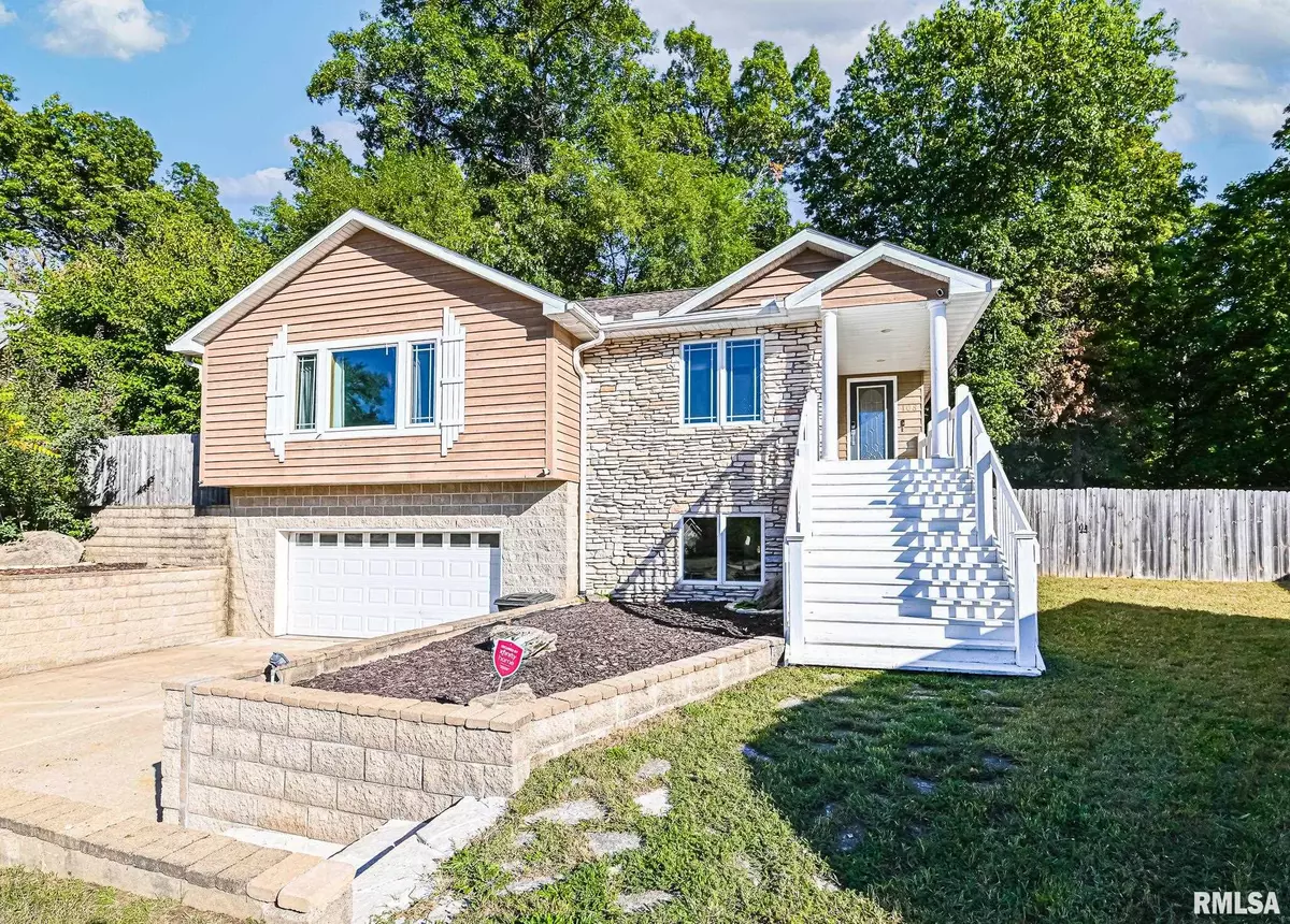 East Peoria, IL 61611,108 WALNUT CT