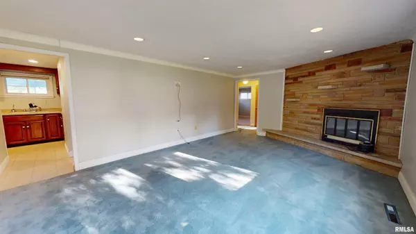 Peoria, IL 61615,2833 SUSAN Curve