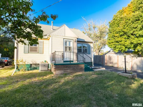 Creve Coeur, IL 61610,104 LEWIS CT