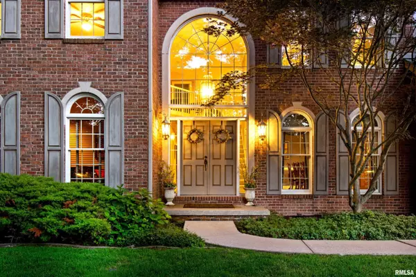 Peoria, IL 61615,420 W RAVINWOODS RD