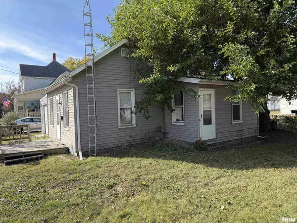 Canton, IL 61520,126 N 6TH AVE