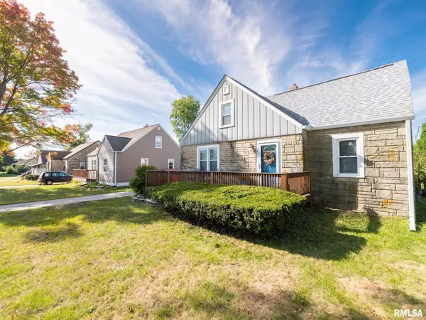 East Peoria, IL 61611,207 HOWARD ST