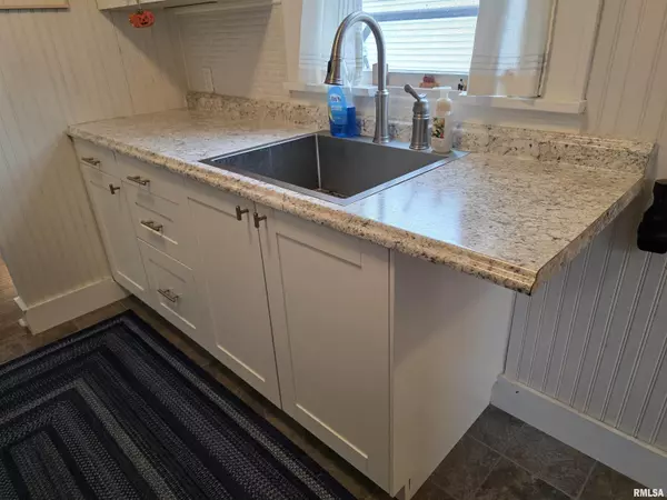 Chillicothe, IL 61523,617 W BEECH ST