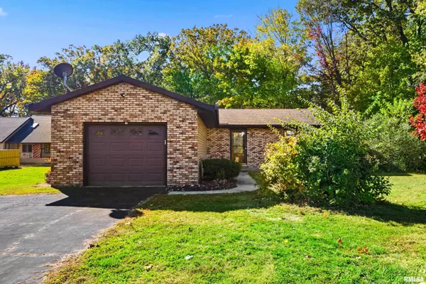 East Peoria, IL 61611,140 SHOSHONE DR