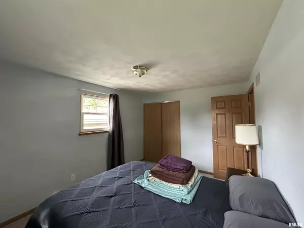 Washington, IL 61571,607 S SUMMIT DR