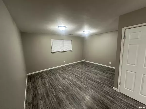 2915 W Cannes DR #A, Peoria, IL 61615