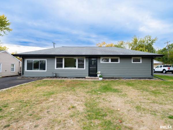 5403 N HAMILTON RD, Peoria, IL 61614