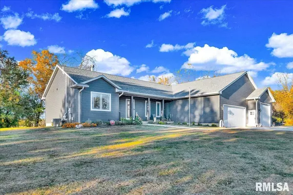 Dahinda, IL 61428,152 LAKECREST PL