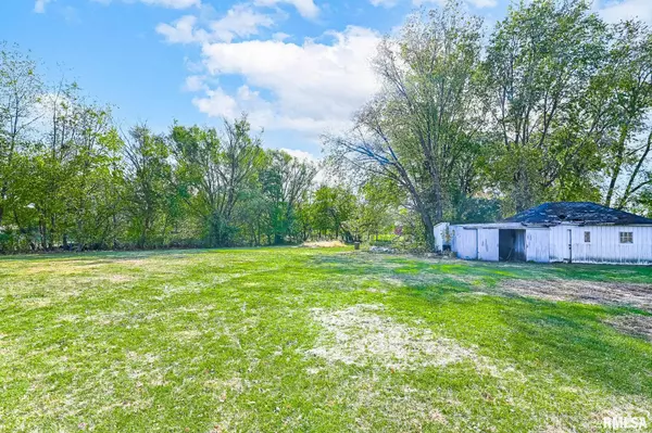 Washburn, IL 61570,416 N MADISON ST