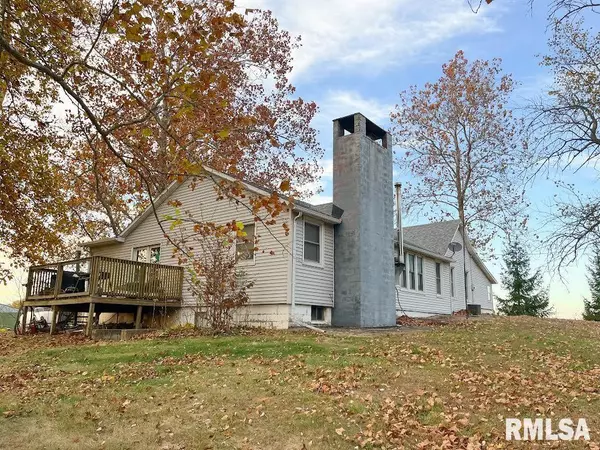 Cuba, IL 61427,9303 E Old Miller LN