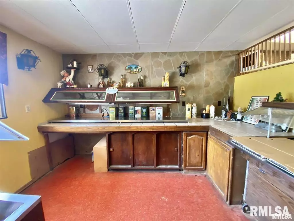 Havana, IL 62644,602 E LAUREL AVE